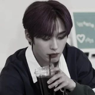 🔮 emoji ^.%Minho,^> by @garferldnikhelpik Telegram sticker 17 of 43