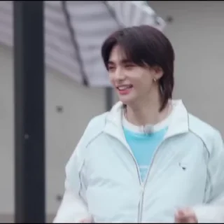 Sticker from Hyunjin @hyunarchh
