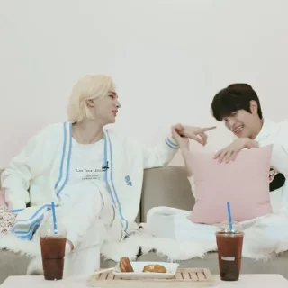 🌪 emoji jinnie&minnie |@skzstickersss Telegram sticker 17 of 26