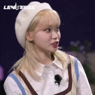 Sticker from @OriginalChaewon