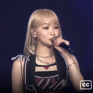 Sticker from @OriginalChaewon