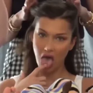 Sticker from Bella Hadid by @jendash