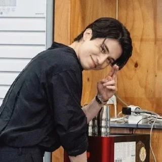 Sticker from Lee Dong-Wook^^