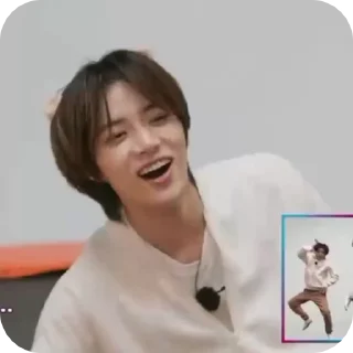 😂 emoji beomgyu gifs🙇🏻‍♀️ Telegram sticker 17 of 50