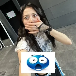 😨 emoji yunjin bs @EASYSOTY НЕ БРАТЬ Telegram sticker 5 of 120