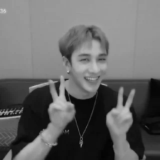 🌟 emoji BANG CHAN from K-POP PLANET Telegram sticker 6 of 15