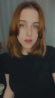 Яна где?❤️ sticker 4