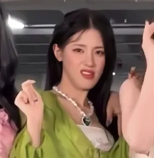 Sticker from (G) i-dle