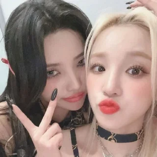 🌟 emoji Skz and (g)i-dle Telegram sticker 6 of 56