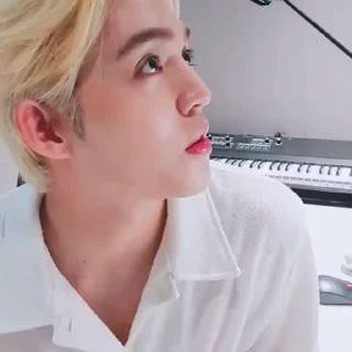 🤩 emoji Seungcheol @HBXHUS @TgEmodziBot Telegram sticker 8 of 25