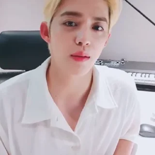 🤩 emoji Seungcheol @HBXHUS @TgEmodziBot Telegram sticker 21 of 25