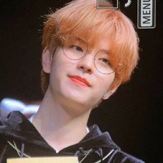 😊 emoji Seungmin in the building Telegram sticker 9 of 38