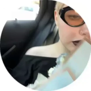 🤨 emoji дарья каплан ✌🏻 Telegram sticker 20 of 28