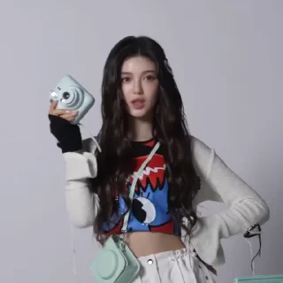 Sticker from Danielle)https://t.me/kimiko_v