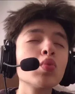 💋 emoji Долбоёб Telegram sticker 8 of 27