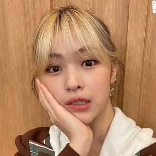 🤗 emoji >>ryujin``𝐡𝐞𝐥𝐩 𝐟𝐫 𝐜𝐨𝐝𝐞`` Telegram sticker 14 of 22