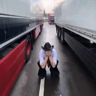 😰 emoji Ест клей 🧅🇳🇱 Telegram sticker 5 of 78