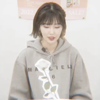 🌟 emoji ✶ ⁝ @CH1WSU . . . ㅤㅤㅤㅤㅤㅤㅤㅤㅤㅤ Telegram sticker 24 of 35