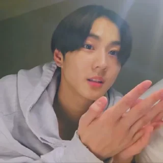 🤩 emoji jungwon 𖥻 @hypenblood Telegram sticker 7 of 30