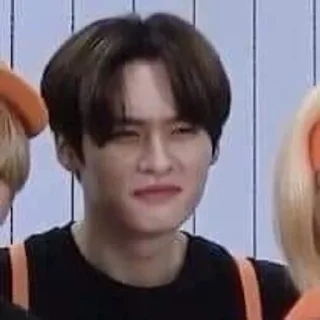 😤 emoji Маша и Чанбин боги Telegram sticker 17 of 21