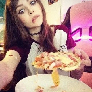 🍕 emoji ВИКА С ЧЛЕНОМ Telegram sticker 14 of 65
