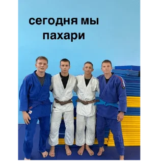 😝 emoji крутые ребята Telegram sticker 8 of 25