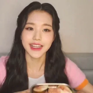 🎀 emoji wonyoung Telegram sticker 22 of 45