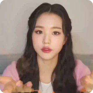Sticker from Wonyoung 💗 @kpoponeloveks