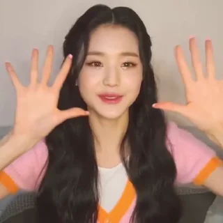 🎀 emoji wonyoung Telegram sticker 5 of 45