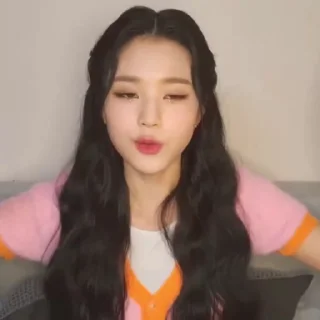 🎀 emoji wonyoung Telegram sticker 7 of 45
