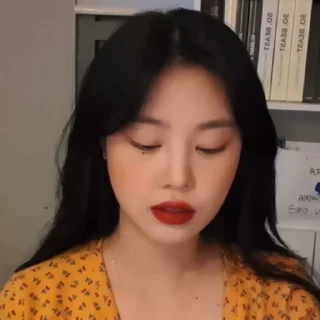 Sticker from ★ . soojin @sooshuar