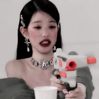 🔫 emoji wonyoung by @lovestikerpacks Telegram sticker 8 of 30