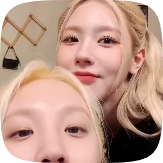 👩‍❤️‍👩 emoji Миён от @nikiikor Telegram sticker 20 of 40