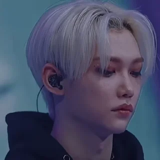 🤧 emoji Стрей теперь не Кидз https://t Telegram sticker 17 of 63
