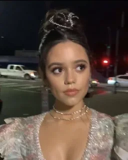 🤔 emoji Jenna Ortega 🎧 Telegram sticker 14 of 14