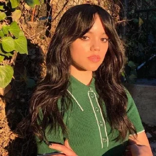 😏 emoji Jenna Ortega 🎧 Telegram sticker 11 of 14