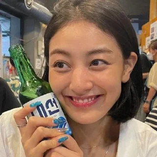 Sticker from Jihyo from @help_chaeryeong