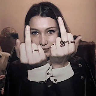Sticker from 𝐛𝐞𝐥𝐥𝐚 𝐰𝐢𝐟𝐞𝐲