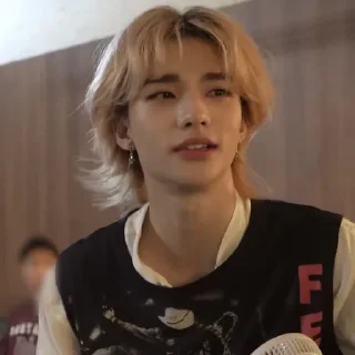 🌟 emoji Hyunjin @idol_wallpaper_krisqz Telegram sticker 21 of 26