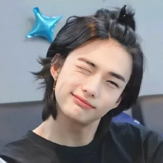 🌟 emoji Hyunjin @idol_wallpaper_krisqz Telegram sticker 2 of 26