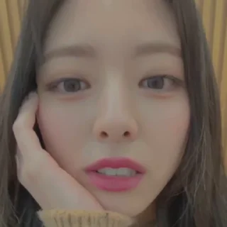 😇 emoji 𝑌𝑈𝑁𝐴 @helpbyjennie Telegram sticker 24 of 29