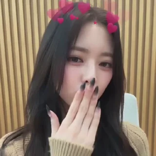 😇 emoji 𝑌𝑈𝑁𝐴 @helpbyjennie Telegram sticker 15 of 29