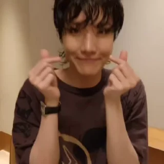 🎧 emoji @kpop_things_bot хосок 💘💘 ➡️ @Ctikerubot Telegram sticker 13 of 20