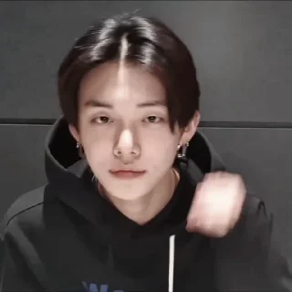 🐢 emoji @kpop_things_bot ёнджун 💕💕 ➡️ @Ctikerubot Telegram sticker 17 of 27