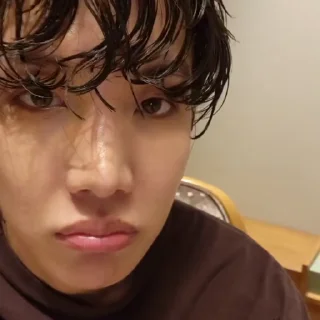 Sticker from HOSEOK @SRRQ1