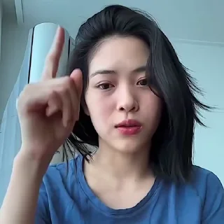 💙 emoji ryujin itzy : @helpfrhms : @suhoqwx Telegram sticker 15 of 36