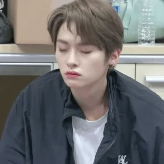 💘 emoji minho Telegram sticker 23 of 27