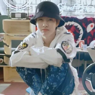 🥛 emoji renjun by @stikersnct Telegram sticker 23 of 73