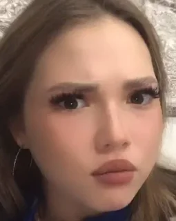 🤨 emoji Викси🤍 Telegram sticker 10 of 21