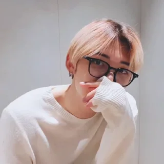 Sticker from @drmoaxt   -   yeonjun ៸ 👻